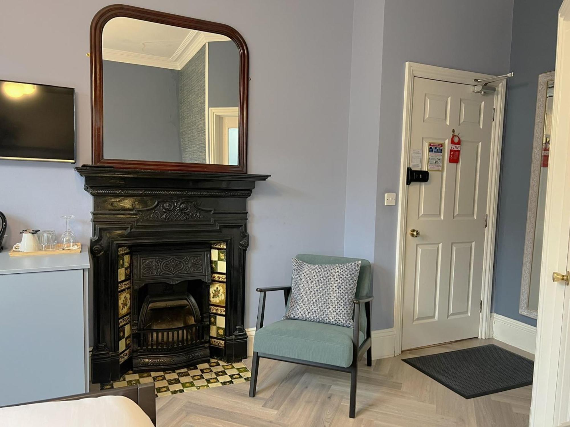Melbury Rooms & Studios Эксетер Экстерьер фото