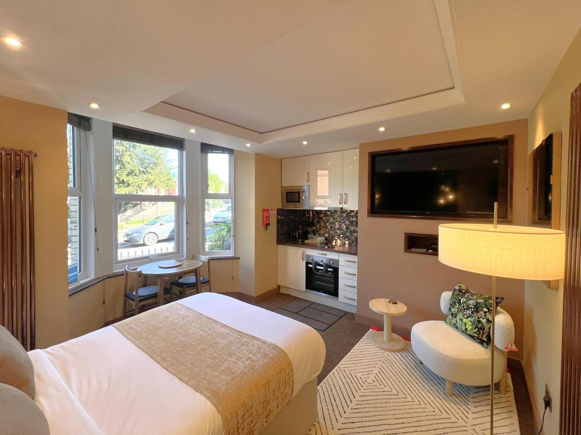 Melbury Rooms & Studios Эксетер Экстерьер фото